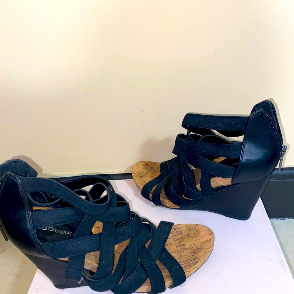 BCBG wedges size 7